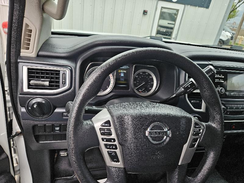 Nissan Titan XD S 4WD Diesel 2017