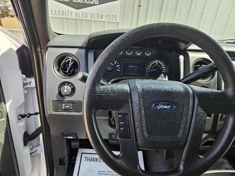 Ford F-150 XL 4WD Reg Cab 6.5' Box 2013