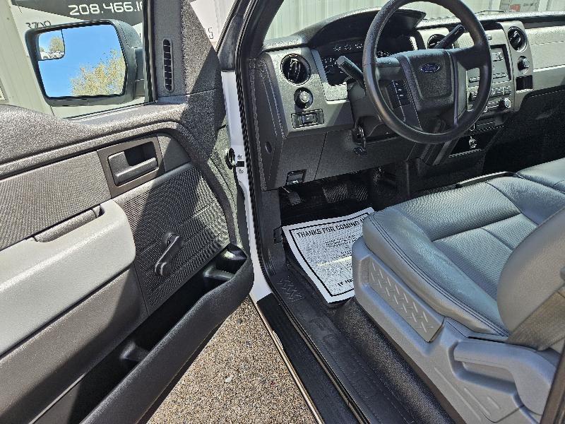 Ford F-150 XL 4WD Reg Cab 6.5' Box 2013