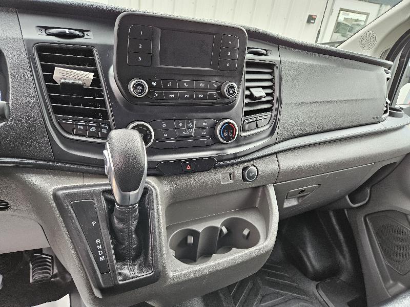 Ford Transit 250 Van Low Roof w/Sliding Pass. 130-in. WB 2021