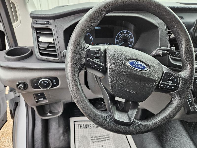 Ford Transit 250 Van Low Roof w/Sliding Pass. 130-in. WB 2021