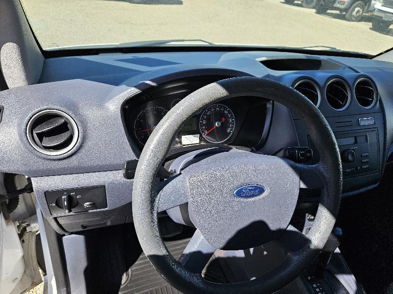 Ford Transit Connect XL with Side and Rear Door Glass 2011