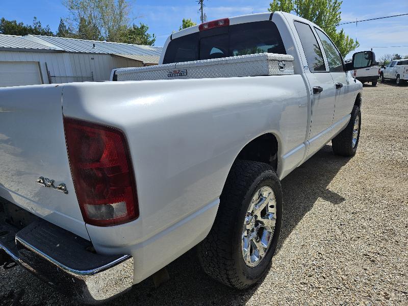 Dodge Ram 1500 ST Quad Cab Short Bed 4WD 2002