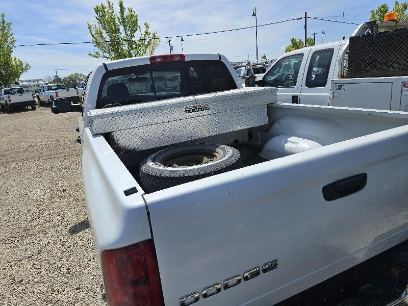 Dodge Ram 1500 ST Quad Cab Short Bed 4WD 2002