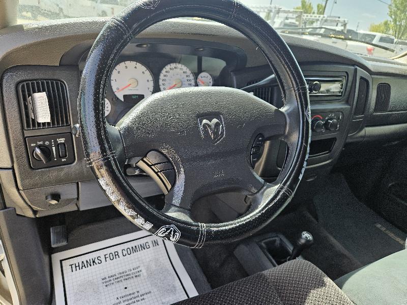 Dodge Ram 1500 ST Quad Cab Short Bed 4WD 2002