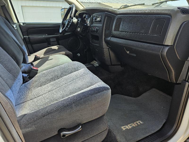 Dodge Ram 1500 ST Quad Cab Short Bed 4WD 2002