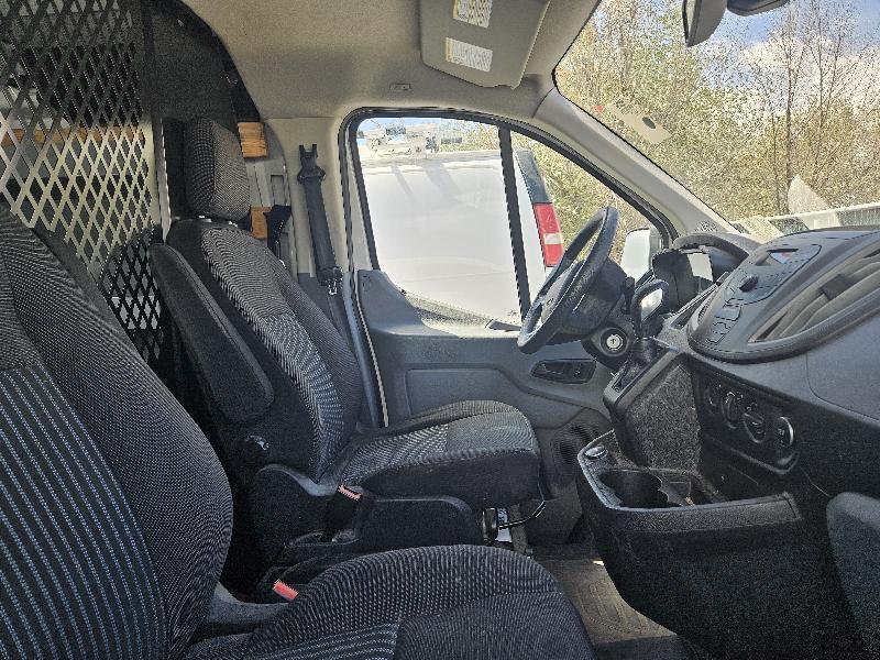 Ford Transit 250 Van Low Roof 60/40 Pass.130-in. WB 2018