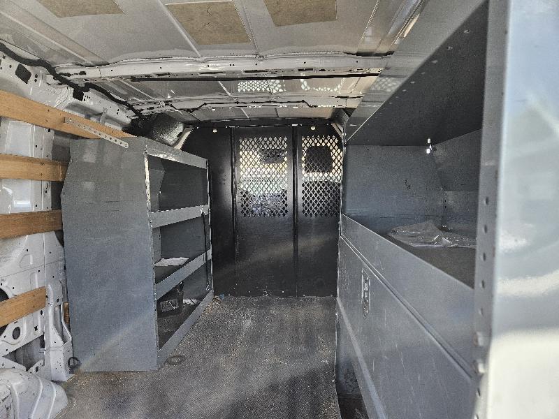 Ford Transit 250 Van Low Roof 60/40 Pass.130-in. WB 2018