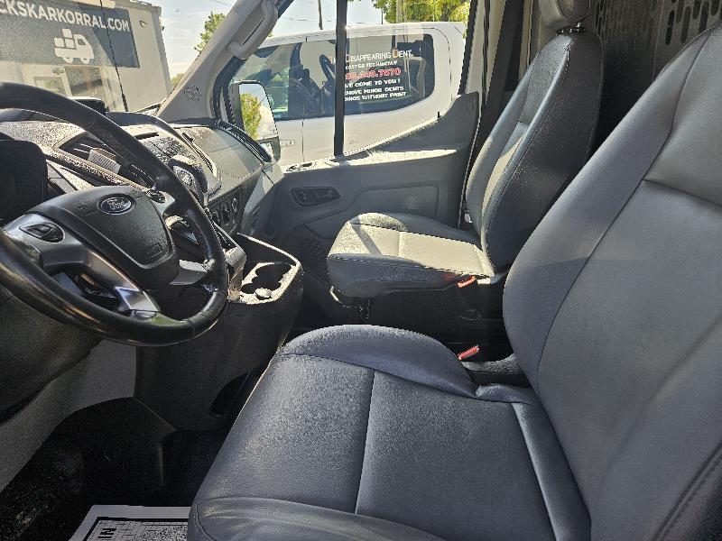 Ford Transit 250 Van Med. Roof w/Sliding Pass. 148-in. WB 2019