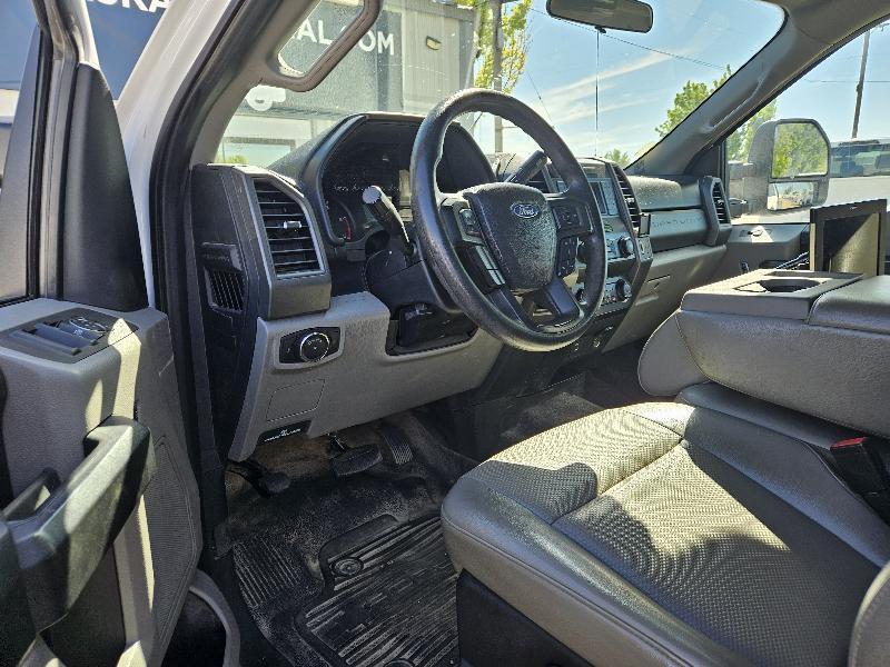 Ford F-550 Super Duty Chassis  2021