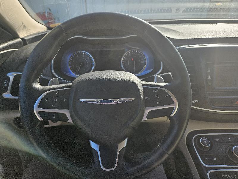 Chrysler 200 Limited 2015