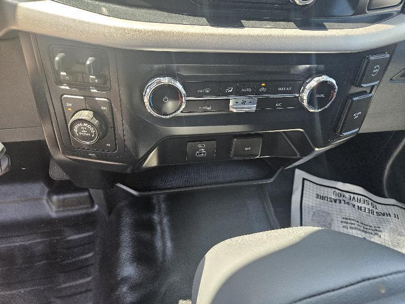 Ford F-150 XL SuperCrew 5.5-ft. Bed 4WD 2022