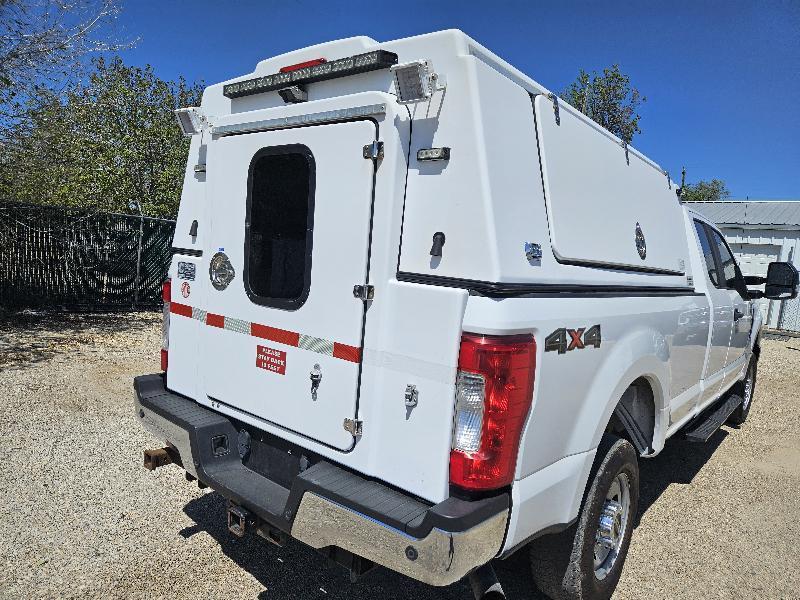 Ford F-250 SD XL SuperCab Long Bed 4WD 2017