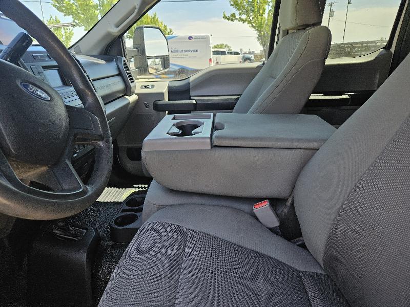 Ford F-250 SD XL SuperCab Long Bed 4WD 2017