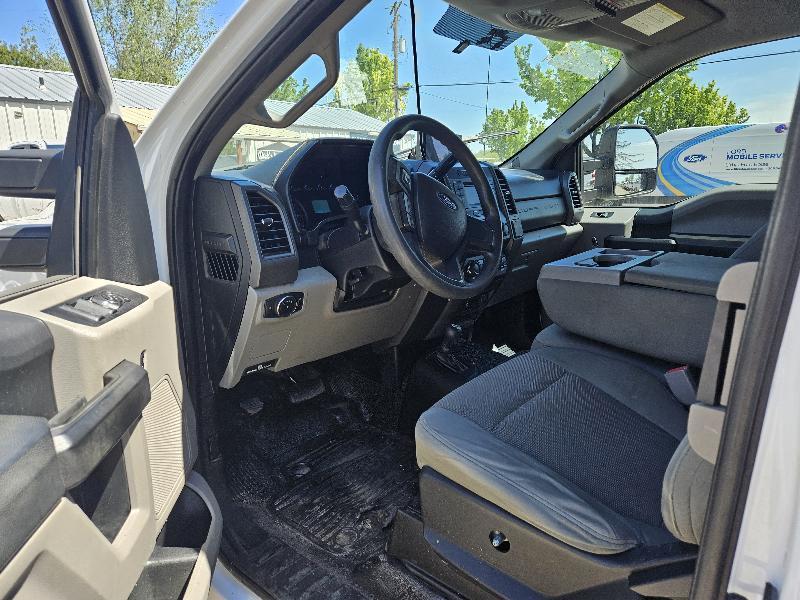 Ford F-250 SD XL SuperCab Long Bed 4WD 2017