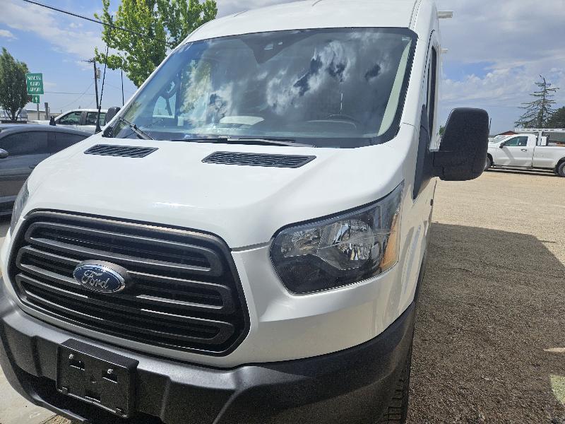 Ford Transit 250 Van Med. Roof w/Sliding Pass. 148-in. WB 2019