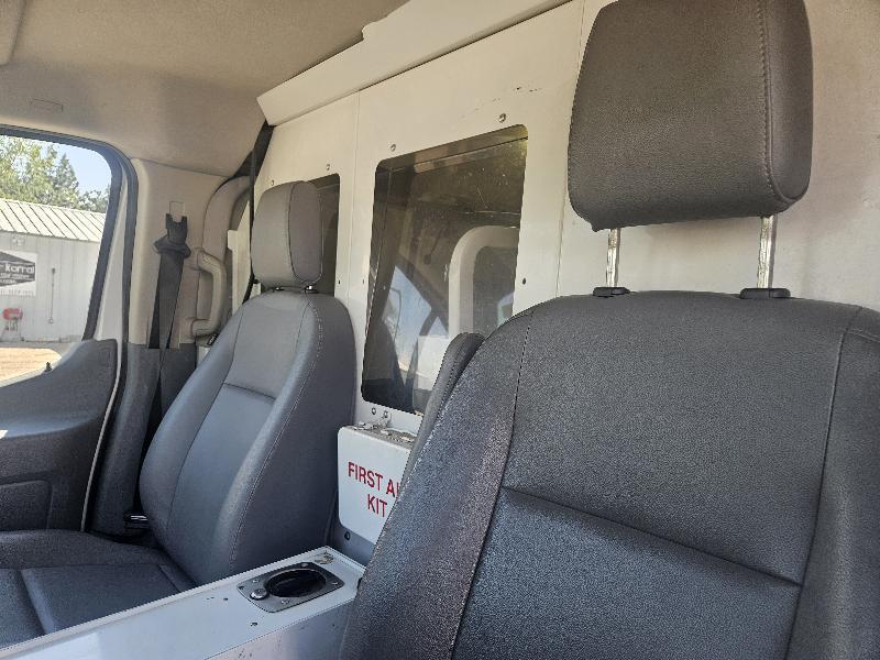 Ford Transit 150 Van Low Roof 60/40 Pass. 130-in. WB 2017
