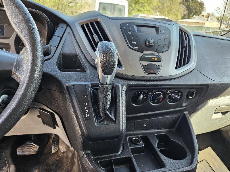 Ford Transit 150 Van Low Roof 60/40 Pass. 130-in. WB 2017