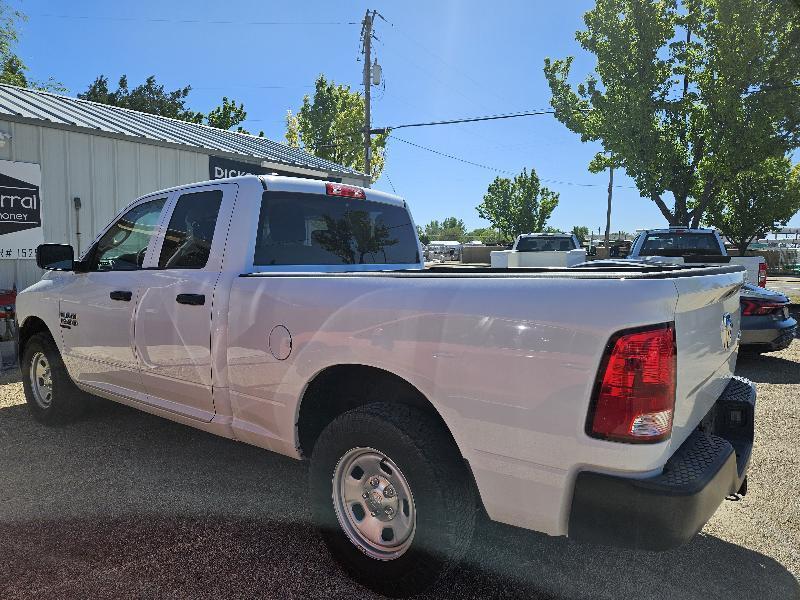 RAM 1500 Classic Tradesman Quad Cab 4WD 2021