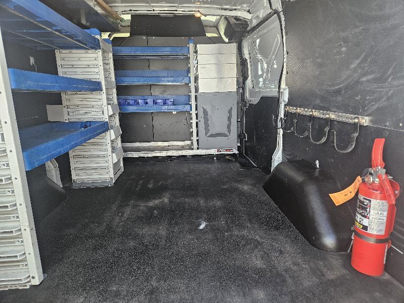 Ford Transit 250 Van Low Roof w/Sliding Pass. 130-in. WB 2016
