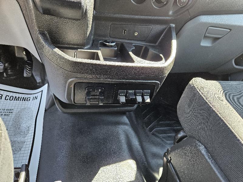 Ford Transit 250 Van Low Roof w/Sliding Pass. 130-in. WB 2016