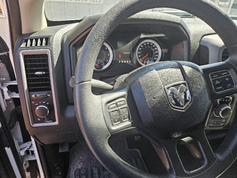 RAM 1500 Classic Tradesman Quad Cab 4WD 2021