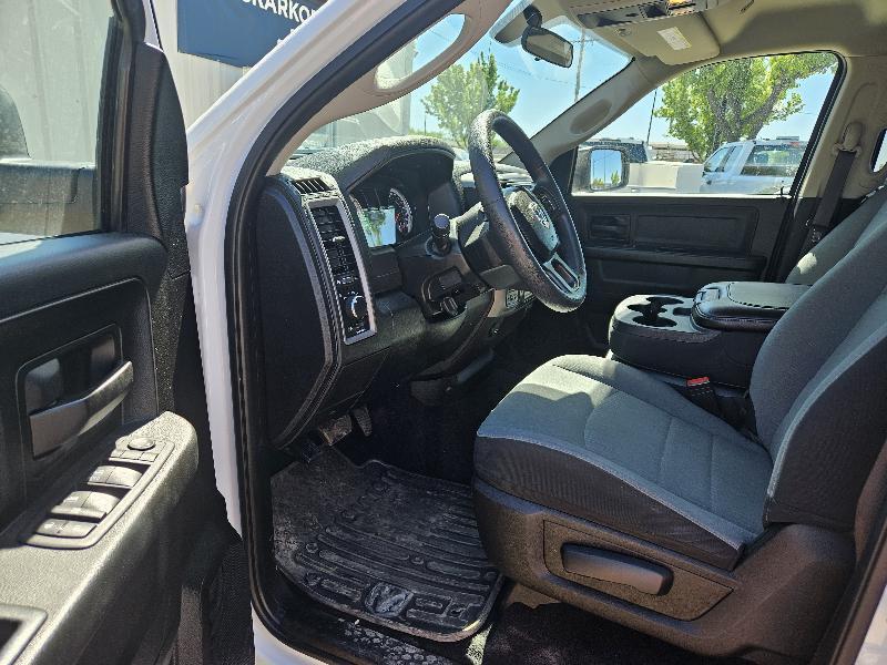 RAM 1500 Classic Tradesman Quad Cab 4WD 2021