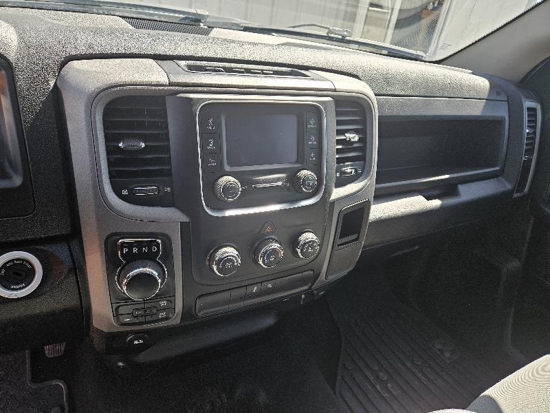 RAM 1500 Classic Tradesman Quad Cab 4WD 2021