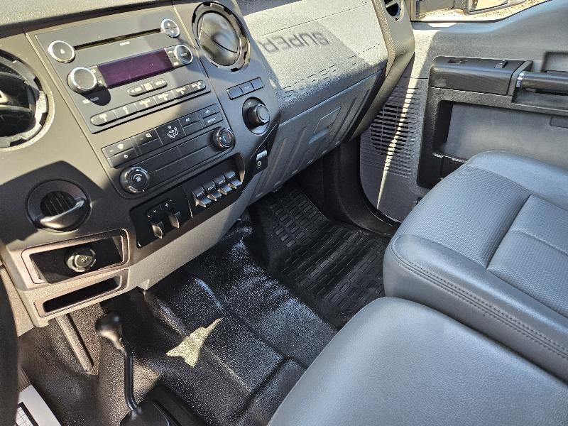 Ford F-550 Crew Cab DRW 4WD 2014