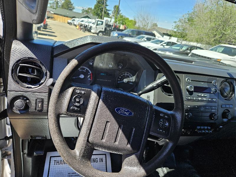 Ford F-550 Crew Cab DRW 4WD 2014