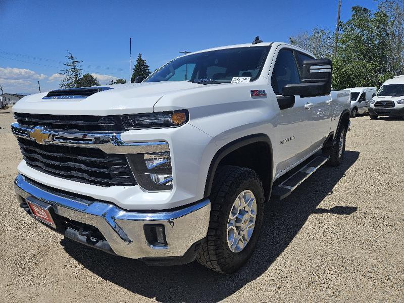 Chevrolet Silverado 2500HD LT Crew Cab Short Box 4WD 2024