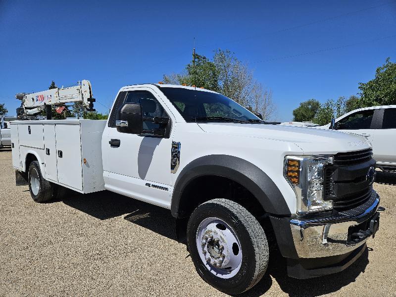 Ford F-550 Super Duty Regular Cab 4WD DRW 2019