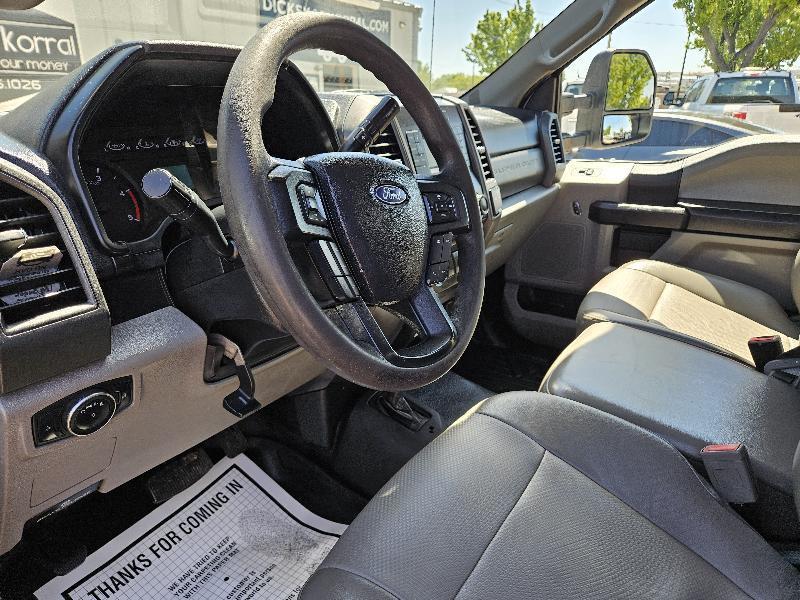 Ford F-550 Super Duty Regular Cab 4WD DRW 2019