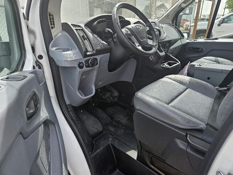 Ford Transit 250 Van Low Roof w/Sliding Pass. 130-in. WB 2018