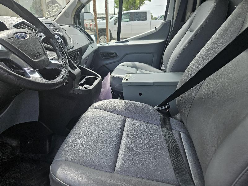Ford Transit 250 Van Low Roof w/Sliding Pass. 130-in. WB 2018