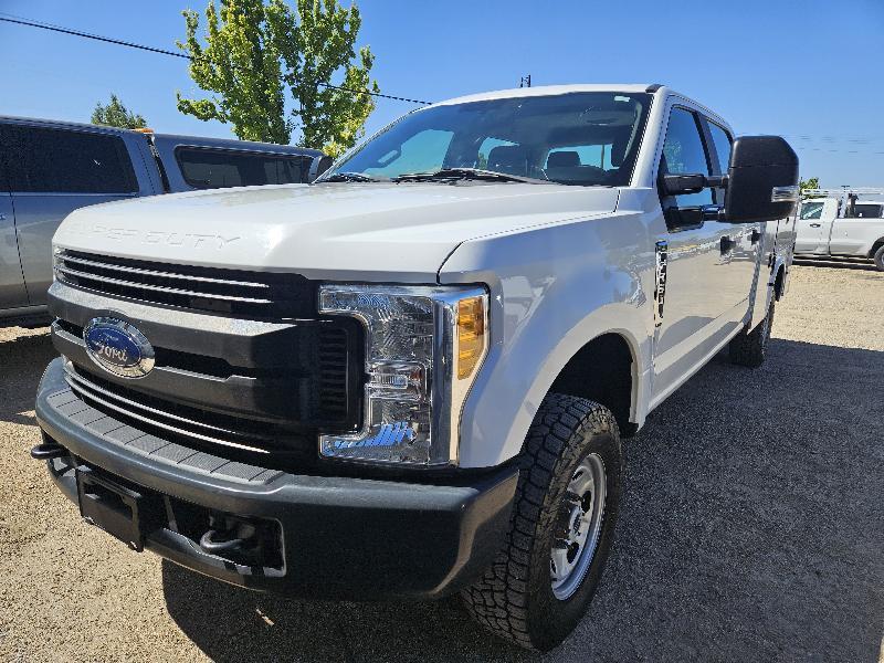 Ford F-350 SD XL Crew Cab Long Bed 4WD 2017