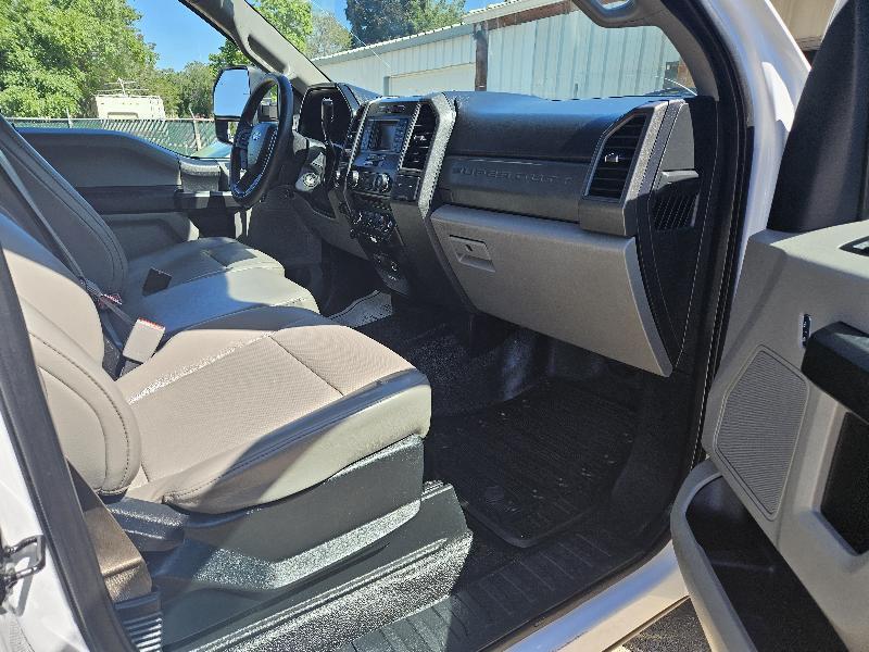 Ford F-350 SD XL Crew Cab Long Bed 4WD 2017