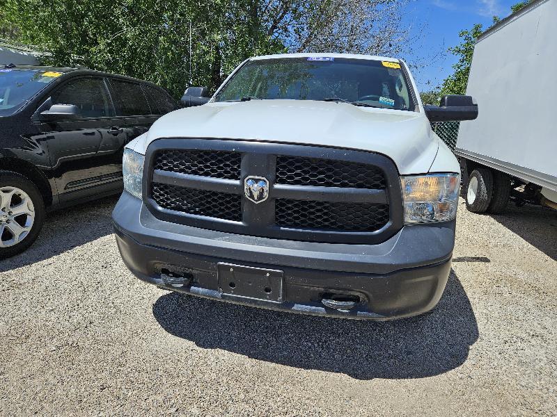 RAM 1500 Tradesman Quad Cab 4WD 2017
