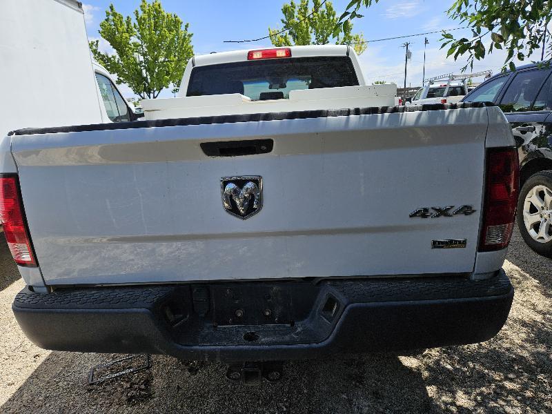 RAM 1500 Tradesman Quad Cab 4WD 2017