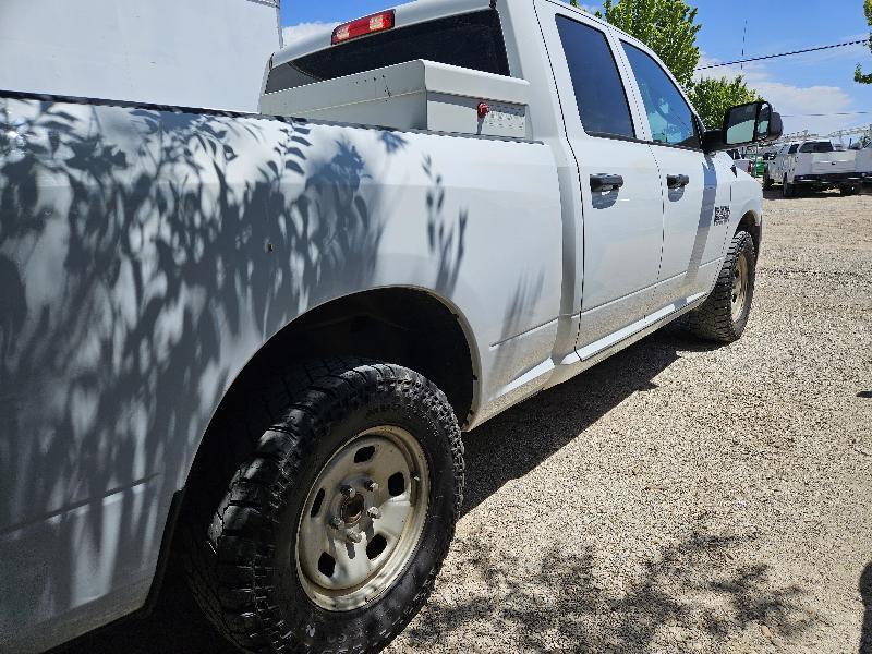 RAM 1500 Tradesman Quad Cab 4WD 2017