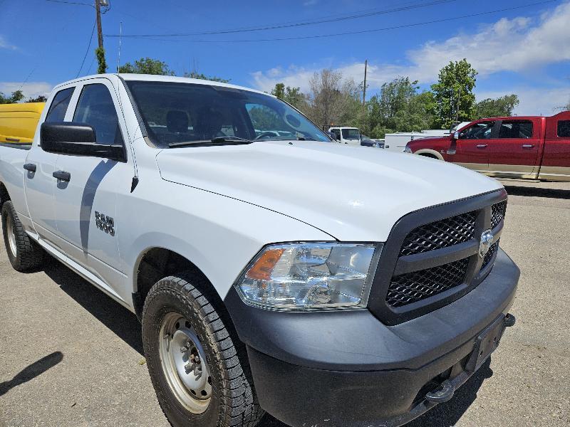 RAM 1500 Tradesman Quad Cab 4WD 2017