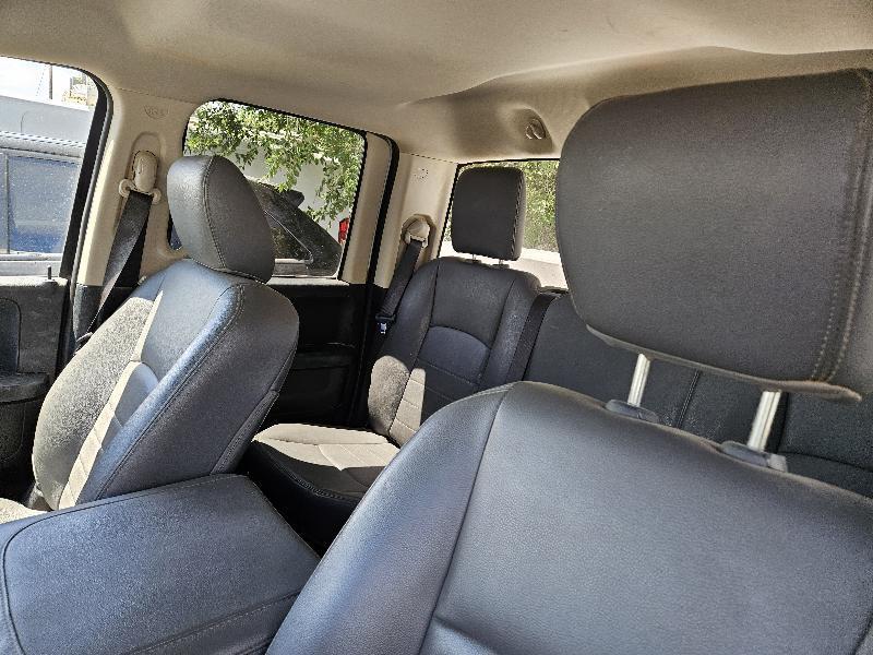 RAM 1500 Tradesman Quad Cab 4WD 2017