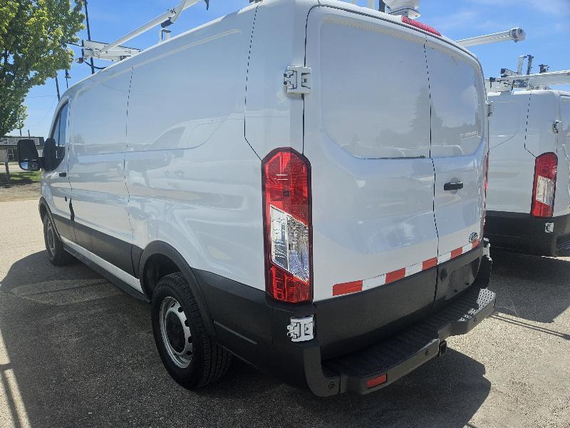 Ford Transit 250 Van Low Roof 60/40 Pass.130-in. WB 2016