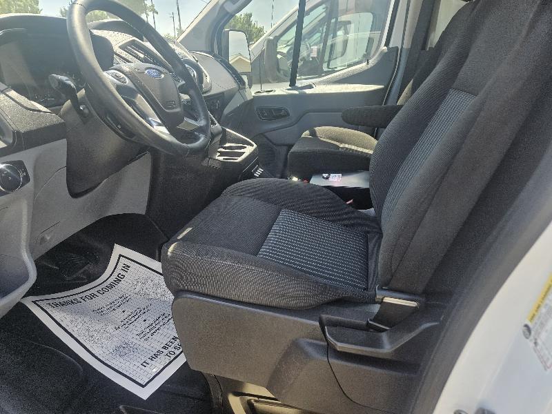 Ford Transit 250 Van Low Roof 60/40 Pass.130-in. WB 2016