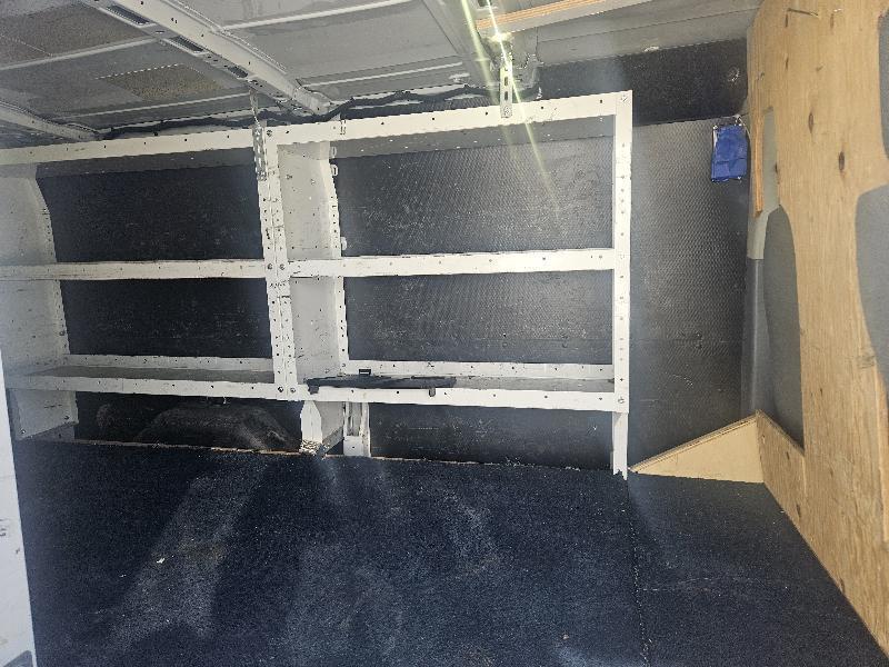 Ford Transit 150 Van Low Roof w/Sliding Pass. 130-in. WB 2017