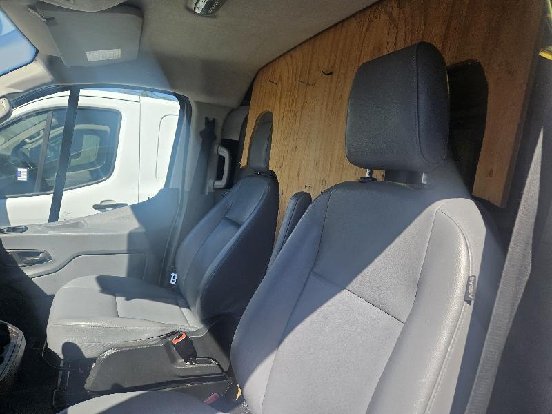 Ford Transit 150 Van Low Roof w/Sliding Pass. 130-in. WB 2017