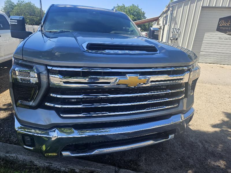 Chevrolet Silverado 2500HD LTZ Crew Cab Short Box 4WD 2024
