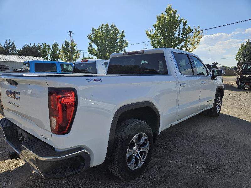 GMC Sierra 1500 SLE Crew Cab 4WD 2023