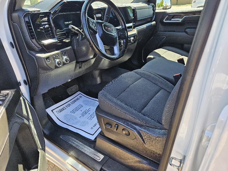 GMC Sierra 1500 SLE Crew Cab 4WD 2023