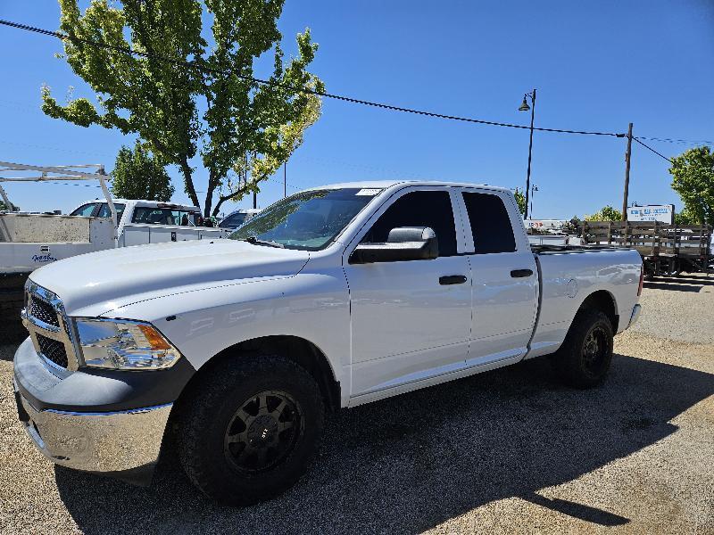RAM 1500 Tradesman Quad Cab 4WD 2016